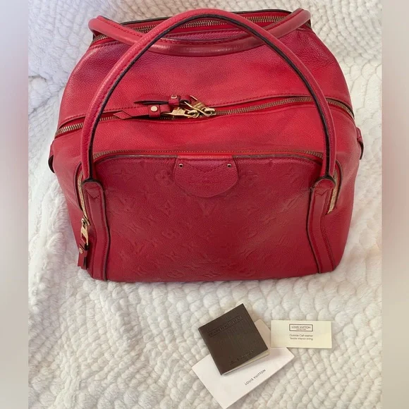 Louis Vuitton Marais MM Empreinte Cerise Red Bag - Picture 4 of 16